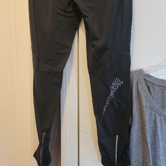 Champion Set - Picture 6 of 7